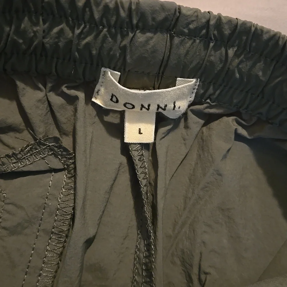 Donni Nylon Cargo Shorts - Picture 5 of 10